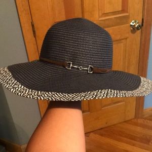 Beach hat